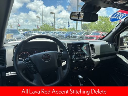 Used 2022 Nissan Frontier Pro-X w/ Pro-X Premium Package RWD image 12