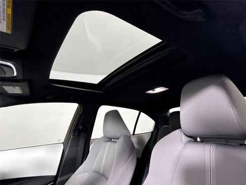Certified 2024 Toyota Corolla SE w/ SE Premium Package image 6