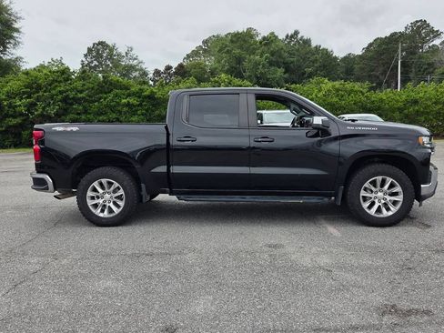Used 2021 Chevrolet Silverado 1500 LT AWD/4WD image 12
