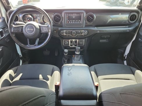 Used 2020 Jeep Wrangler Unlimited Sport image 11