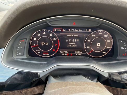 Used 2017 Audi Q7 3.0T Premium Plus w/ Premium Plus Package image 11