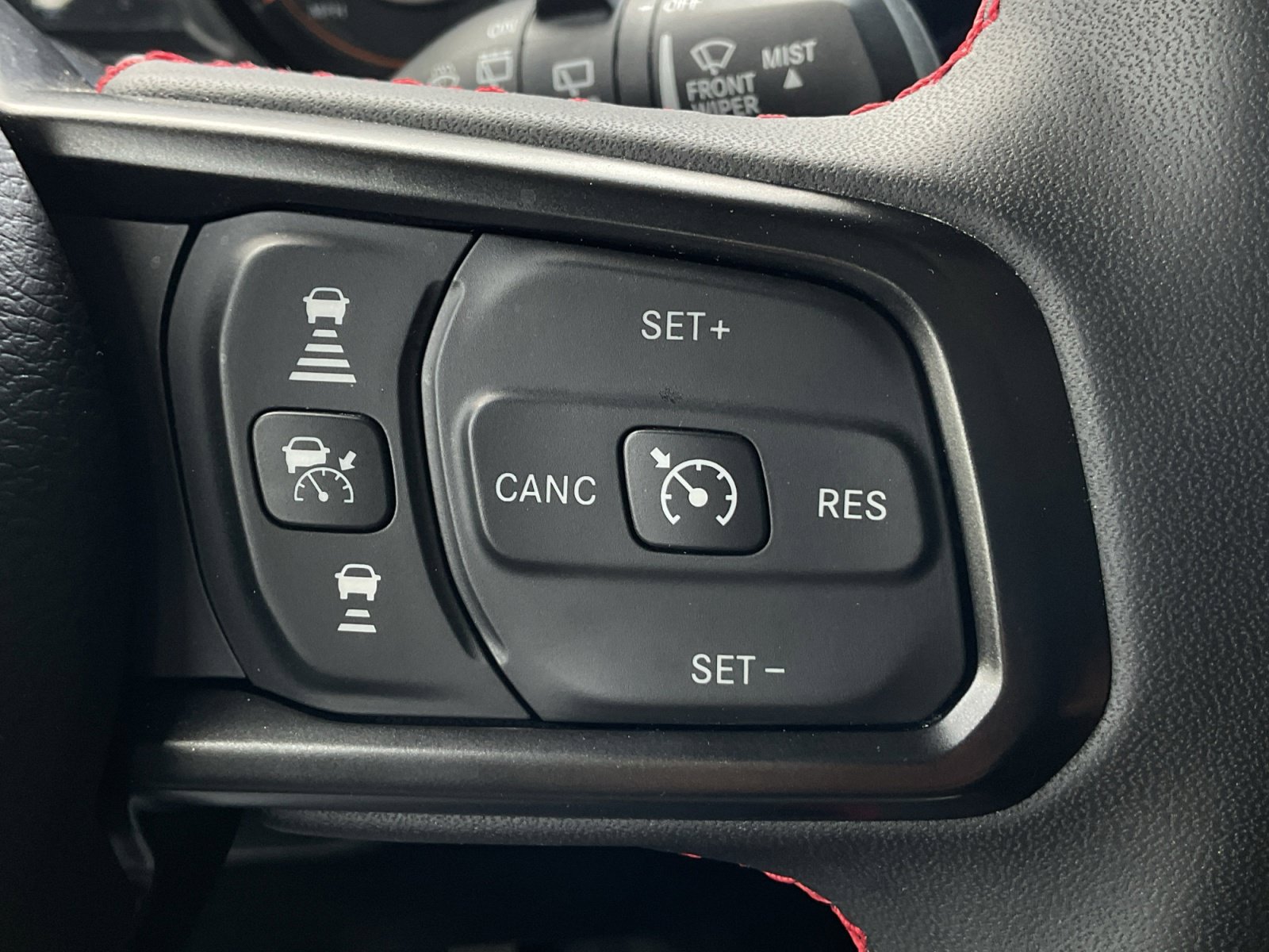 Used 2024 Jeep Wrangler Unlimited Rubicon AWD/4WD image 38