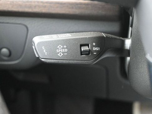 Used 2025 Audi Q5 2.0T Premium Plus w/ Premium Plus Package image 29