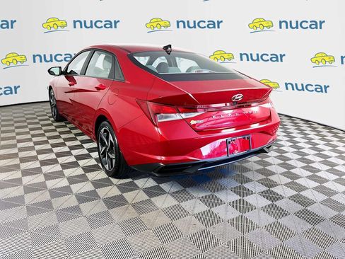 Used 2023 Hyundai Elantra SEL w/ Convenience Package FWD image 5