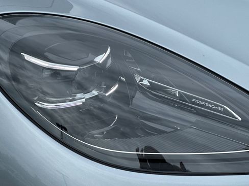 New 2026 Porsche Macan image 37