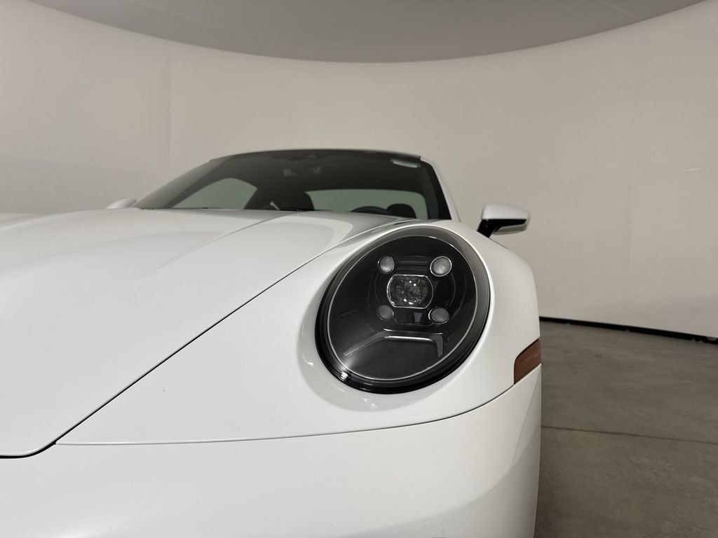Certified 2024 Porsche 911 Carrera 4S AWD/4WD image 11