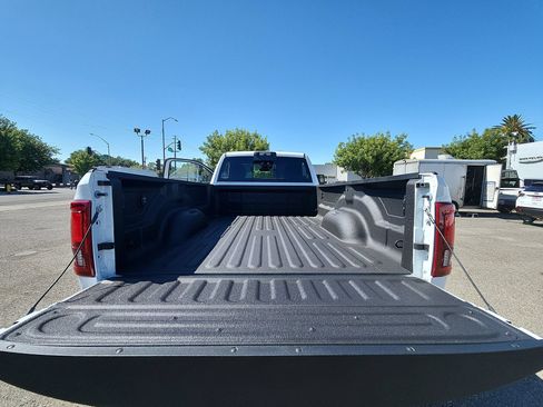 Certified 2026 RAM 2500 Tradesman AWD/4WD image 20