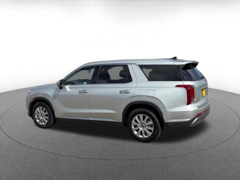 Used 2025 Hyundai Palisade SEL FWD image 8