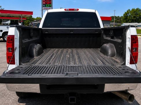 Used 2009 Chevrolet Silverado 2500 W/T AWD/4WD image 9