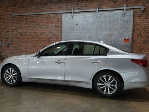 Used 2015 INFINITI Q50 Premium w/ Navigation Package image 10