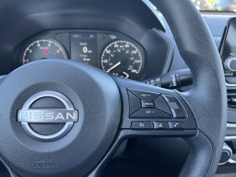 Used 2024 Nissan Altima 2.5 S image 28