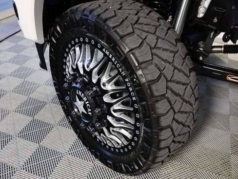 Used 2025 Ford F450 Platinum w/ Platinum Plus Package image 52