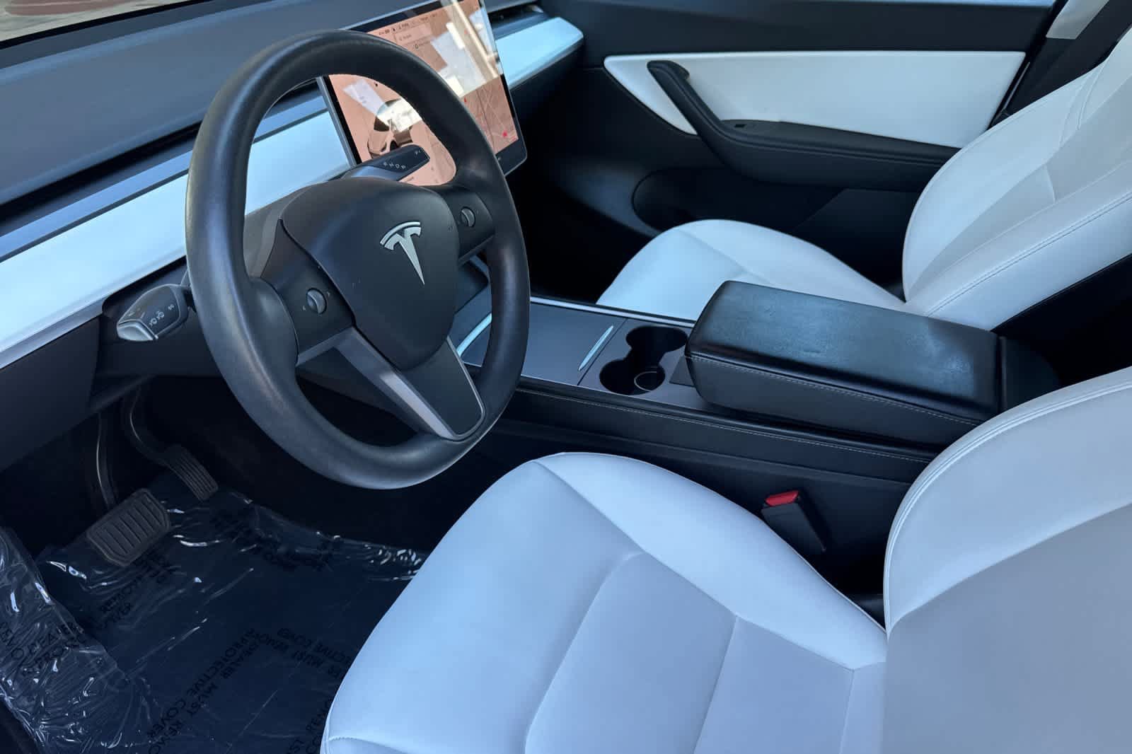 Used 2021 Tesla Model Y Long Range AWD/4WD image 11