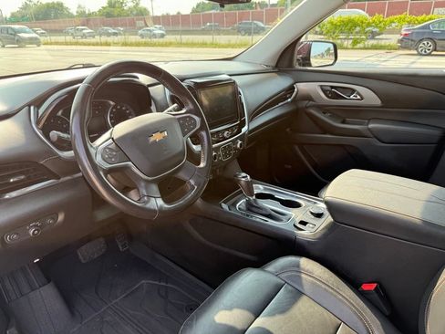 Used 2020 Chevrolet Traverse LT w/ LT Premium Package AWD/4WD image 26