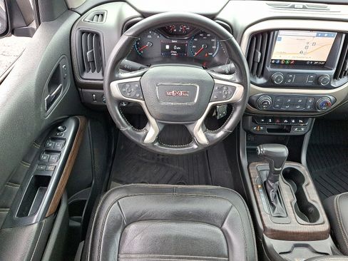 Used 2021 GMC Canyon Denali image 11