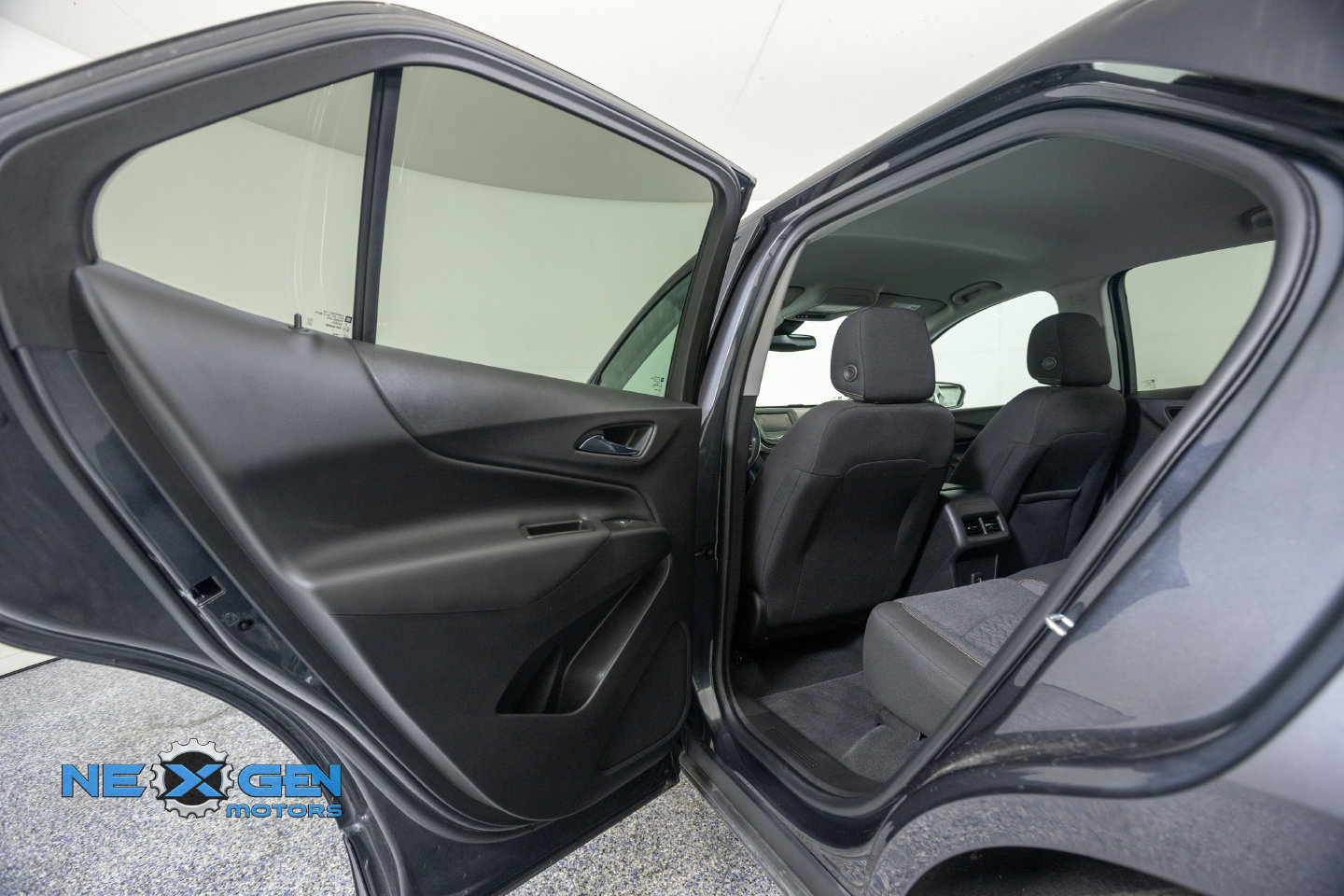 Used 2022 Chevrolet Equinox LT FWD image 25