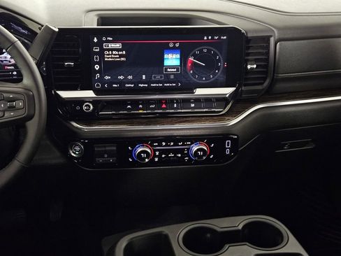 Used 2025 GMC Sierra 1500 Elevation RWD image 12