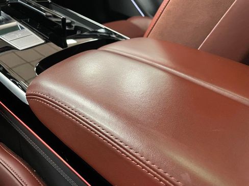 Used 2021 Audi S8 L image 52