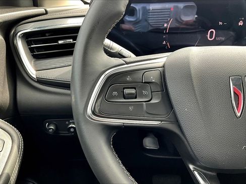 Used 2025 Buick Encore GX Preferred AWD/4WD image 13