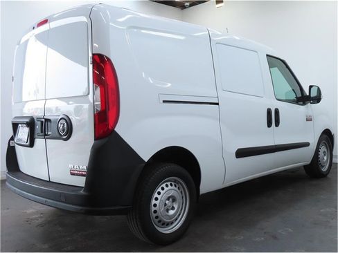Used 2018 RAM ProMaster City Tradesman image 28