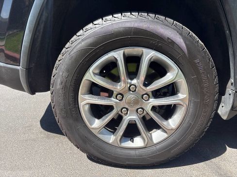 Used 2015 Jeep Grand Cherokee Limited image 13