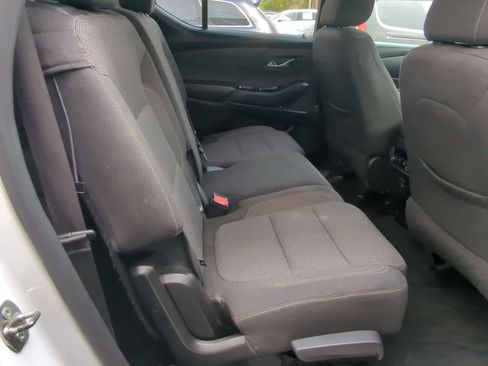 Used 2019 Chevrolet Traverse LS FWD image 20
