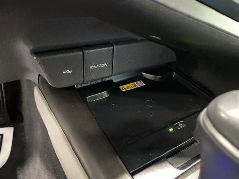 Certified 2023 Toyota Camry XLE image 29