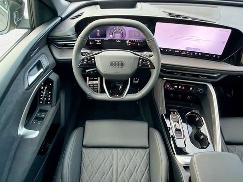 New 2026 Audi SQ5 Premium Plus AWD/4WD image 16