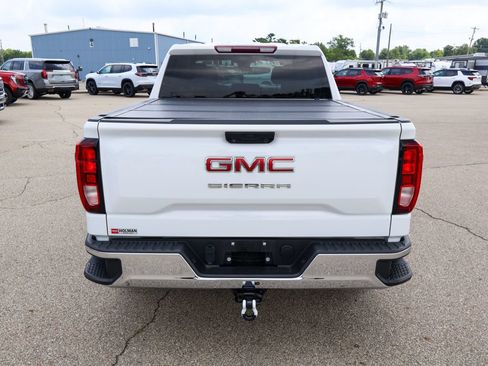 Used 2023 GMC Sierra 1500 Pro w/ Pro Value Package AWD/4WD image 5
