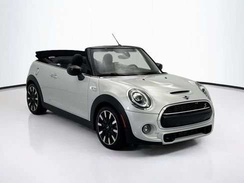 Used 2021 MINI Cooper S FWD image 3
