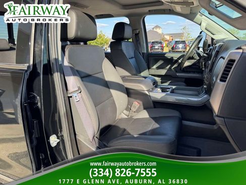 Used 2017 GMC Sierra 2500 SLT w/ All Terrain HD Package image 12