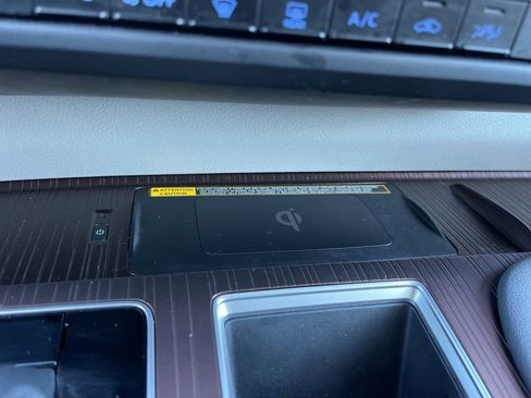 Used 2024 Toyota Sienna LE image 13