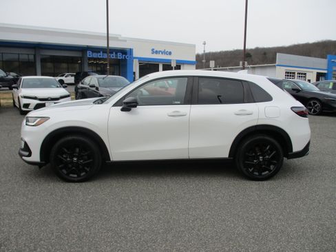 Certified 2024 Honda HR-V Sport image 8