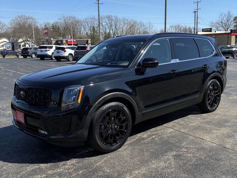Used 2021 Kia Telluride SX w/ SX Prestige Package AWD/4WD image 3