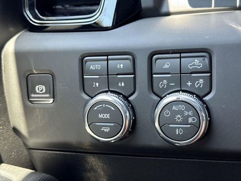 New 2026 GMC Sierra 2500 AT4X AWD/4WD image 16