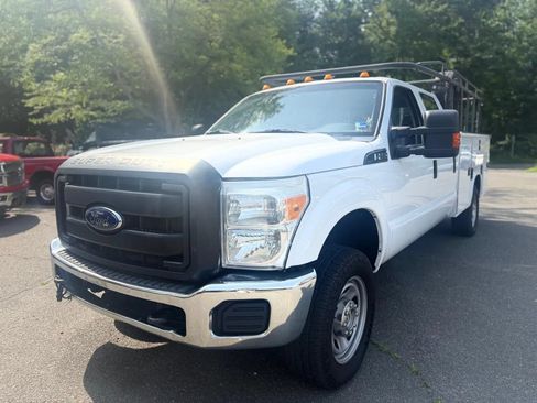 Used 2015 Ford F350 XL w/ Power Equipment Group AWD/4WD image 3