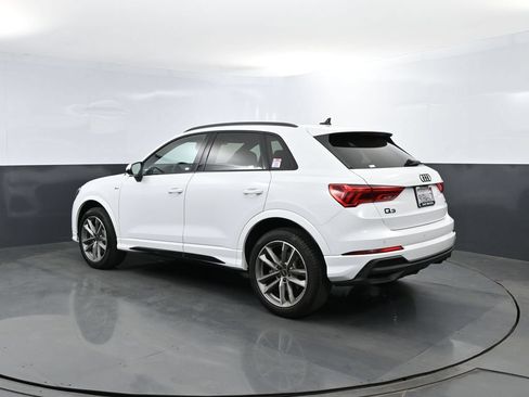 Used 2025 Audi Q3 2.0T Premium w/ Black Optic Sport Package AWD/4WD image 24