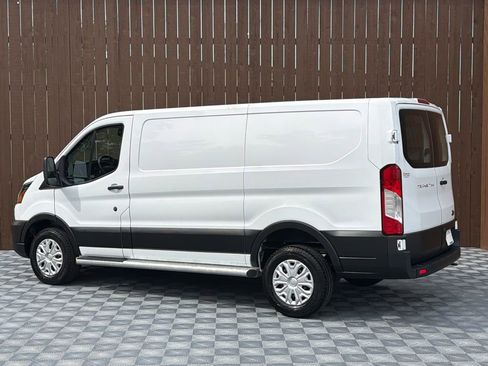 Used 2025 Ford Transit 250 Low Roof w/ Exterior Upgrade Package RWD image 12