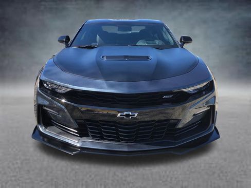 Used 2019 Chevrolet Camaro SS RWD image 18