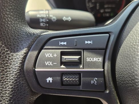 Used 2024 Honda HR-V LX image 24