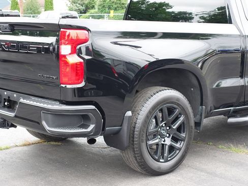 Used 2024 Chevrolet Silverado 1500 Custom AWD/4WD image 10