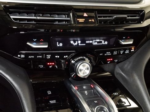 Certified 2025 Acura MDX SH-AWD w/ Technology Package image 20