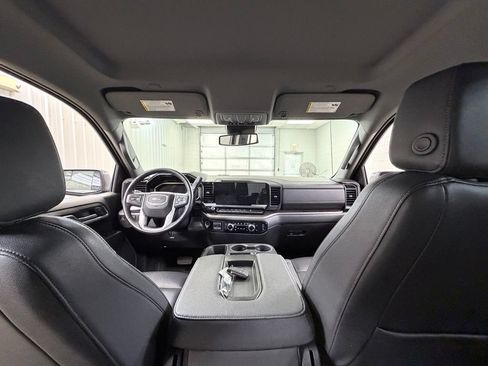 Used 2026 GMC Sierra 1500 SLT AWD/4WD image 25