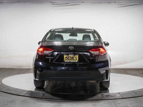 Certified 2023 Toyota Corolla LE image 4