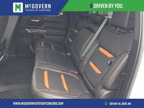 Used 2022 GMC Sierra 1500 AT4 w/ AT4 Premium Package image 14