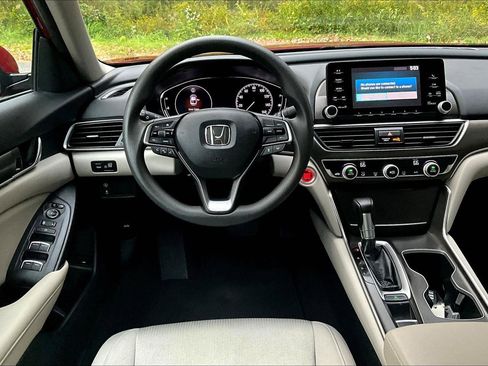 Used 2019 Honda Accord LX image 5