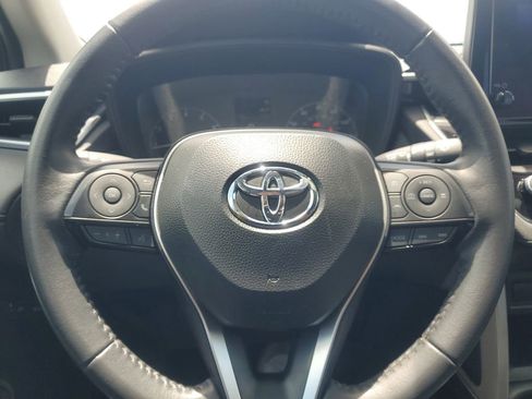 Certified 2024 Toyota Corolla Cross LE w/ Moonroof Package image 20