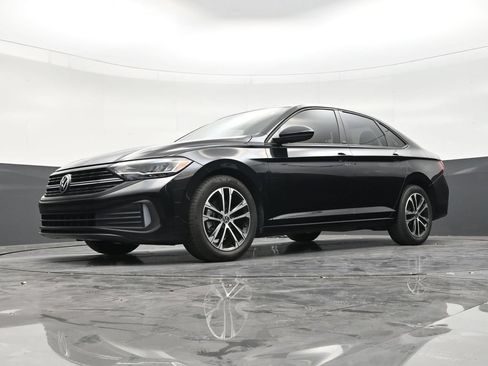 Used 2024 Volkswagen Jetta Sport FWD image 20
