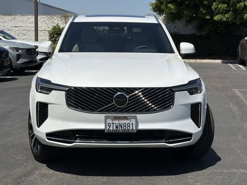 Certified 2025 Volvo XC90 B6 Core AWD/4WD image 2