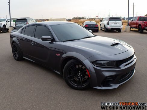 Used 2022 Dodge Charger Scat Pack image 1